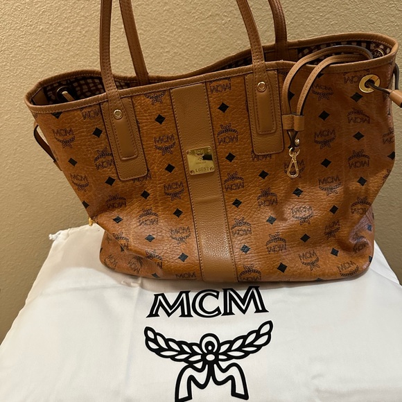 MCM Handbag Authentic - Picture 2 of 11